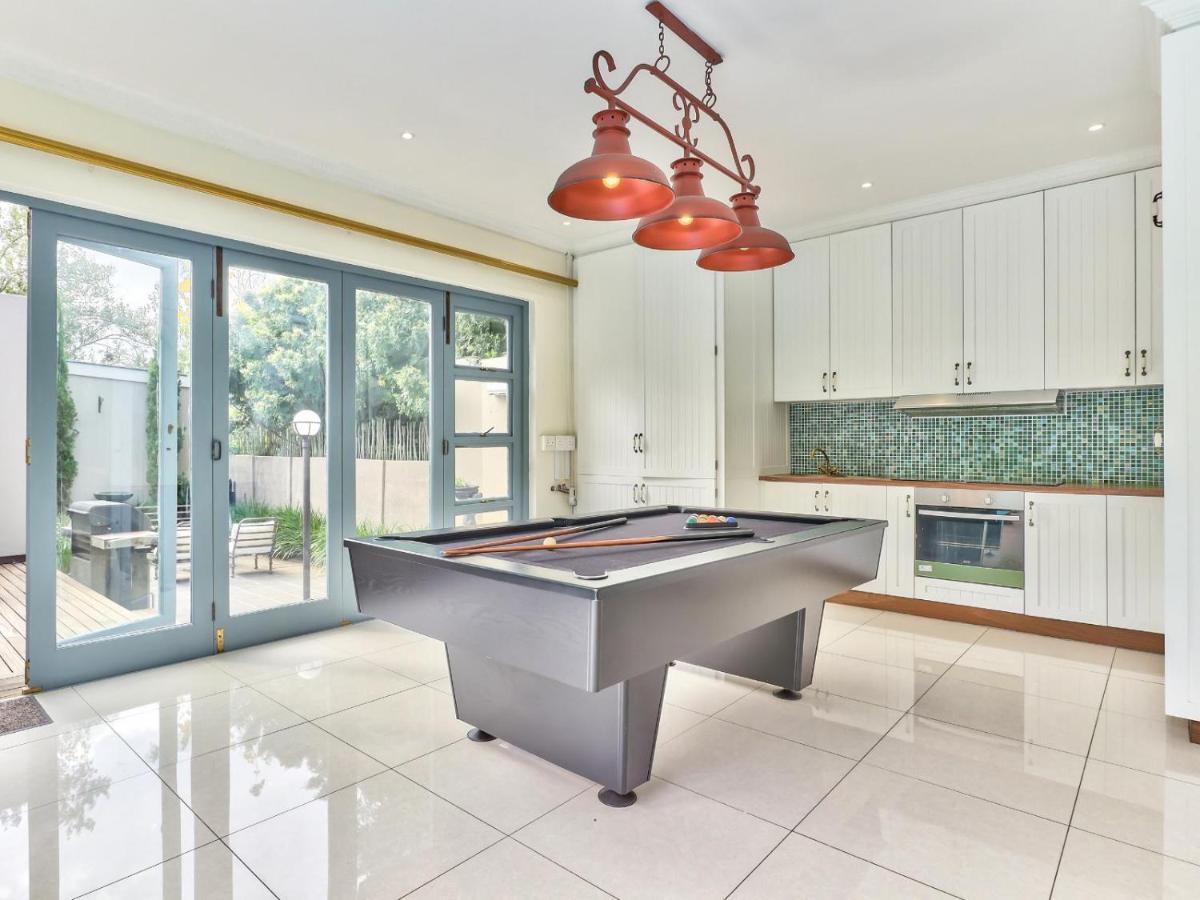 Villa Jesdene เคปทาวน์ ภายนอก รูปภาพ